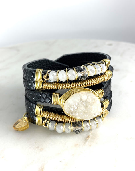 Maxi Cuff Leather Black / White Druzy